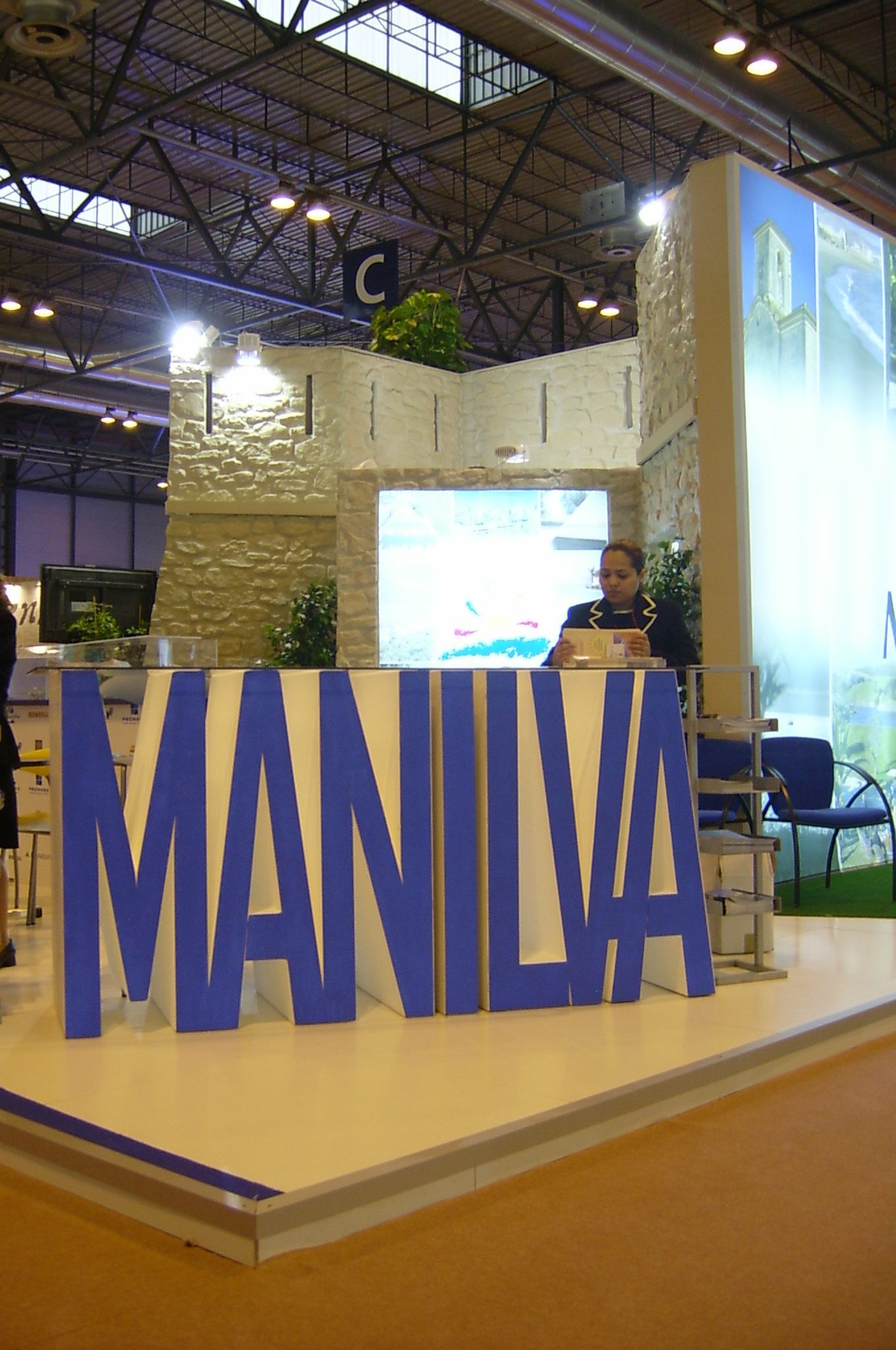 Logotec Stand de diseño Manilva